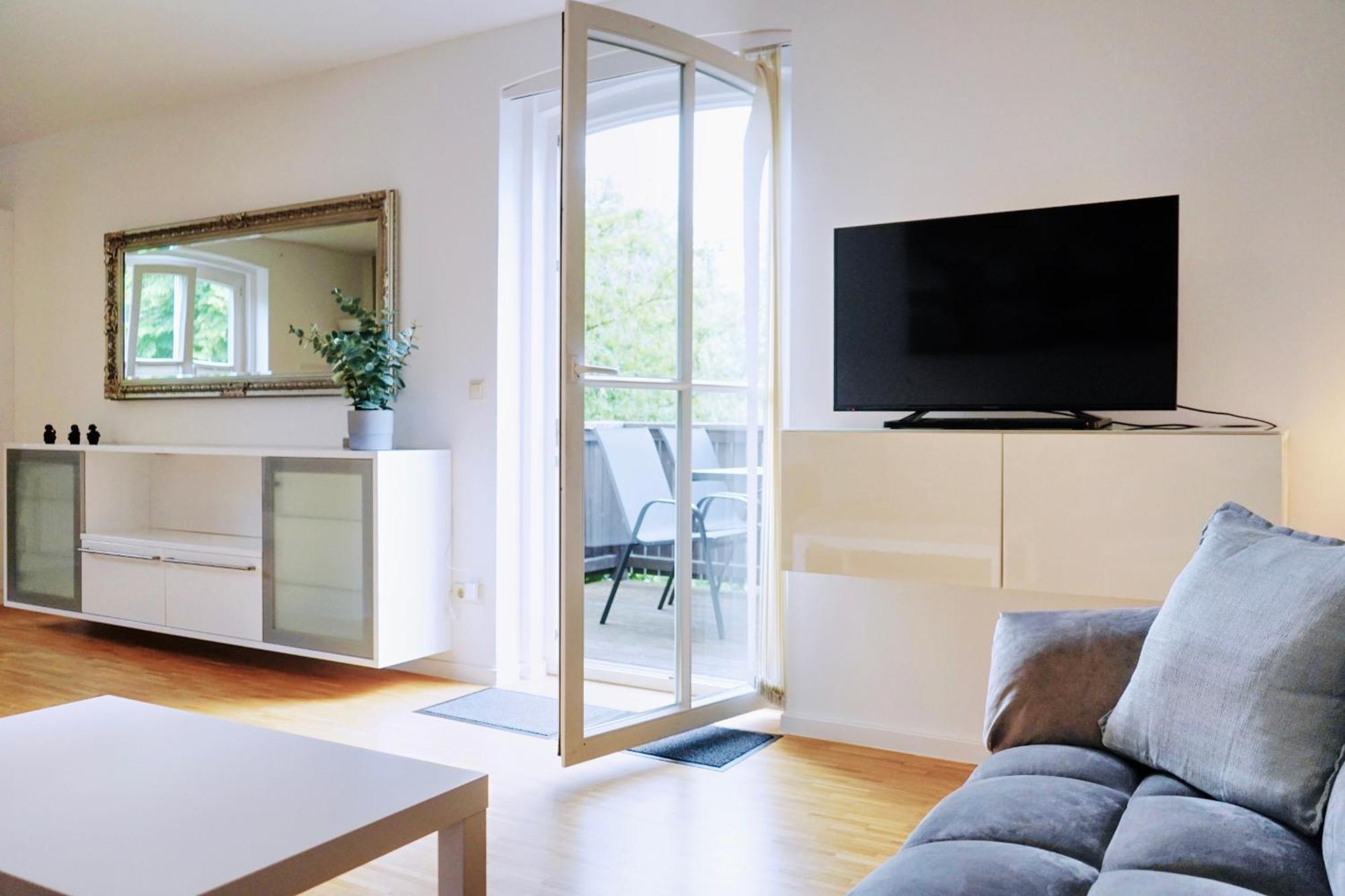 Stilvolles Apartment In Stadtnaehe-Parkplatz- 4 Personen- Balkon Вольфсбург Экстерьер фото