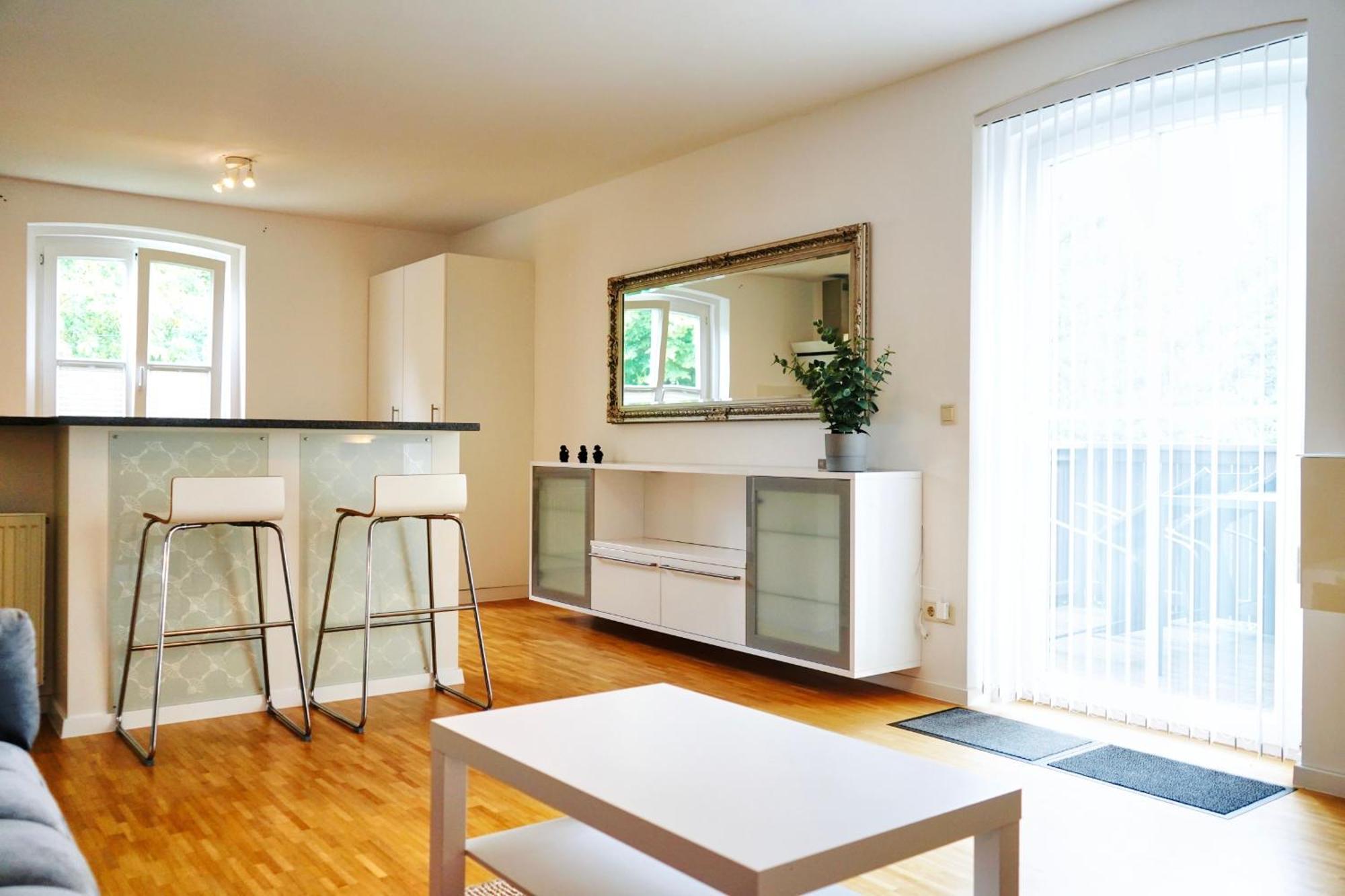 Stilvolles Apartment In Stadtnaehe-Parkplatz- 4 Personen- Balkon Вольфсбург Экстерьер фото