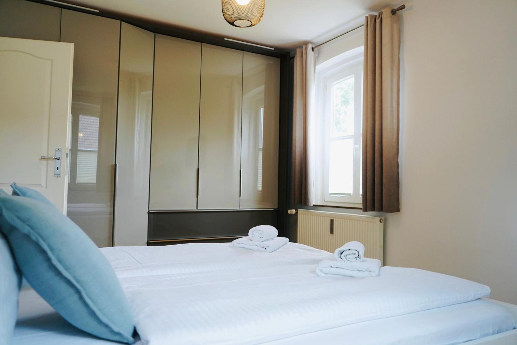 Stilvolles Apartment In Stadtnaehe-Parkplatz- 4 Personen- Balkon Вольфсбург Экстерьер фото